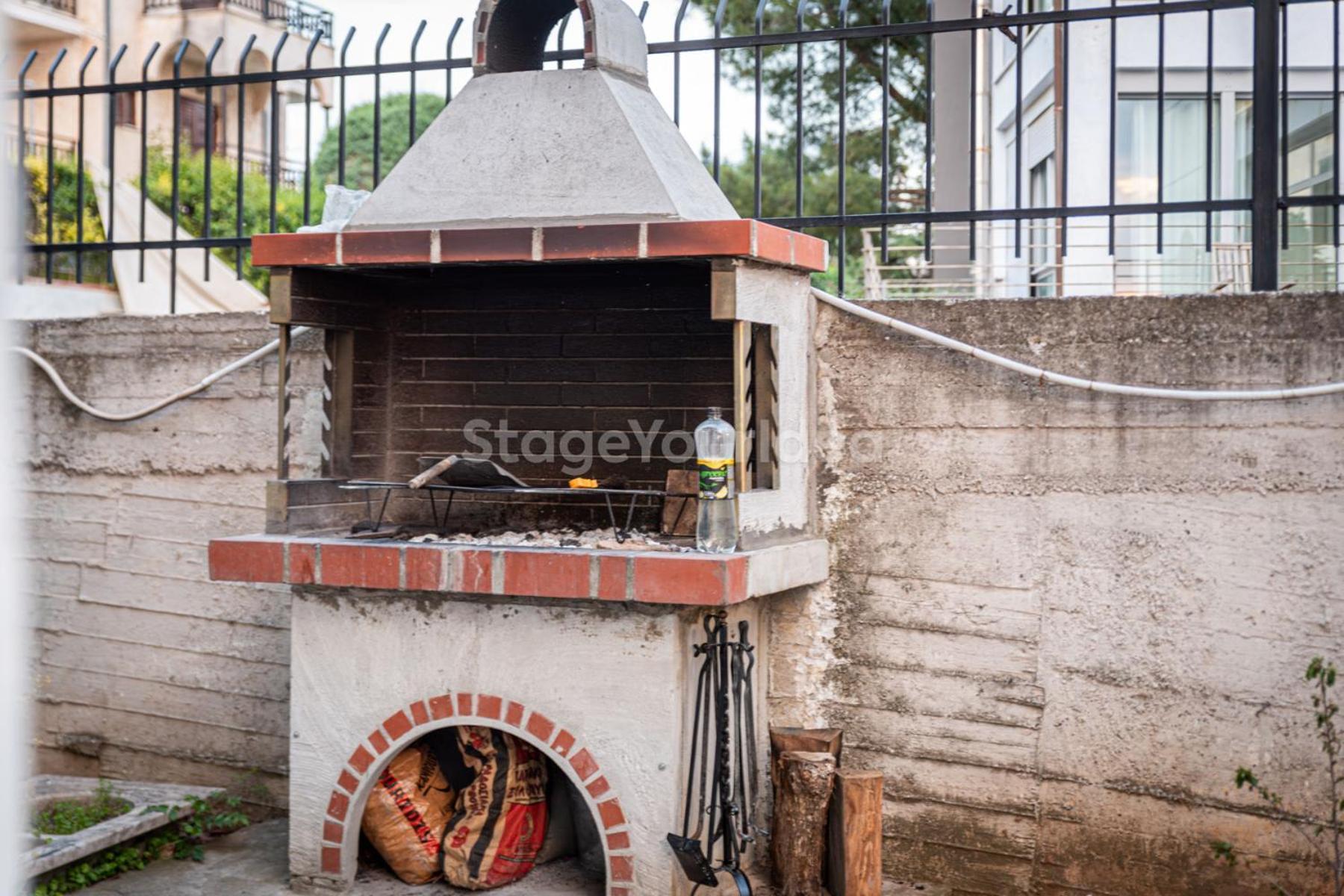Τraditional Fully Detached Villa On A Luxurious Hillock Of Thessaloniki With Its Own Garden Also For Family & Wedding Gatherings For 10 To 25 People Only 15 Minutes From Airport Экстерьер фото
